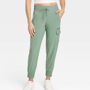 NWT All in Motion Cargo Joggers